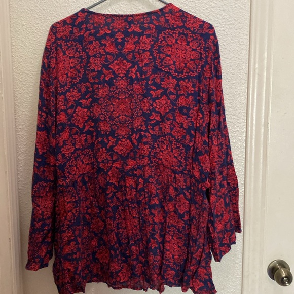 Torrid Boho Top size 3 - Picture 3 of 4